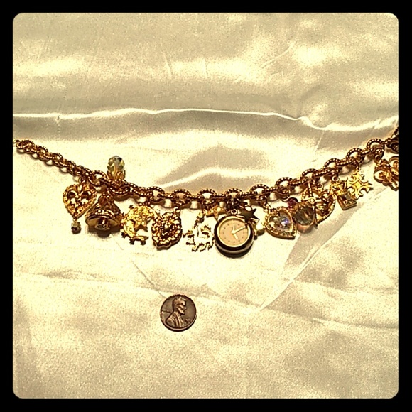 Gold charm bracelet - Picture 2 of 4